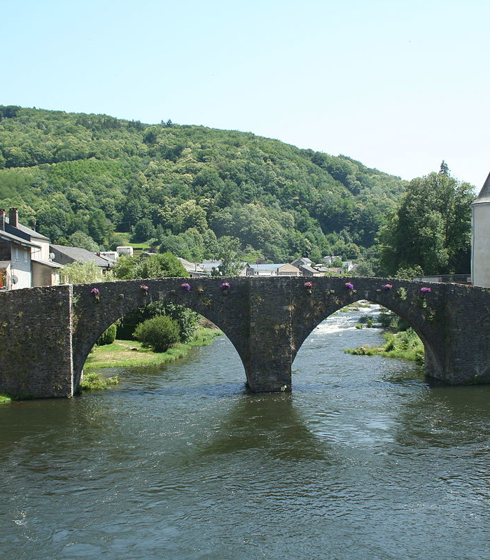 Vieux pont de Brassac